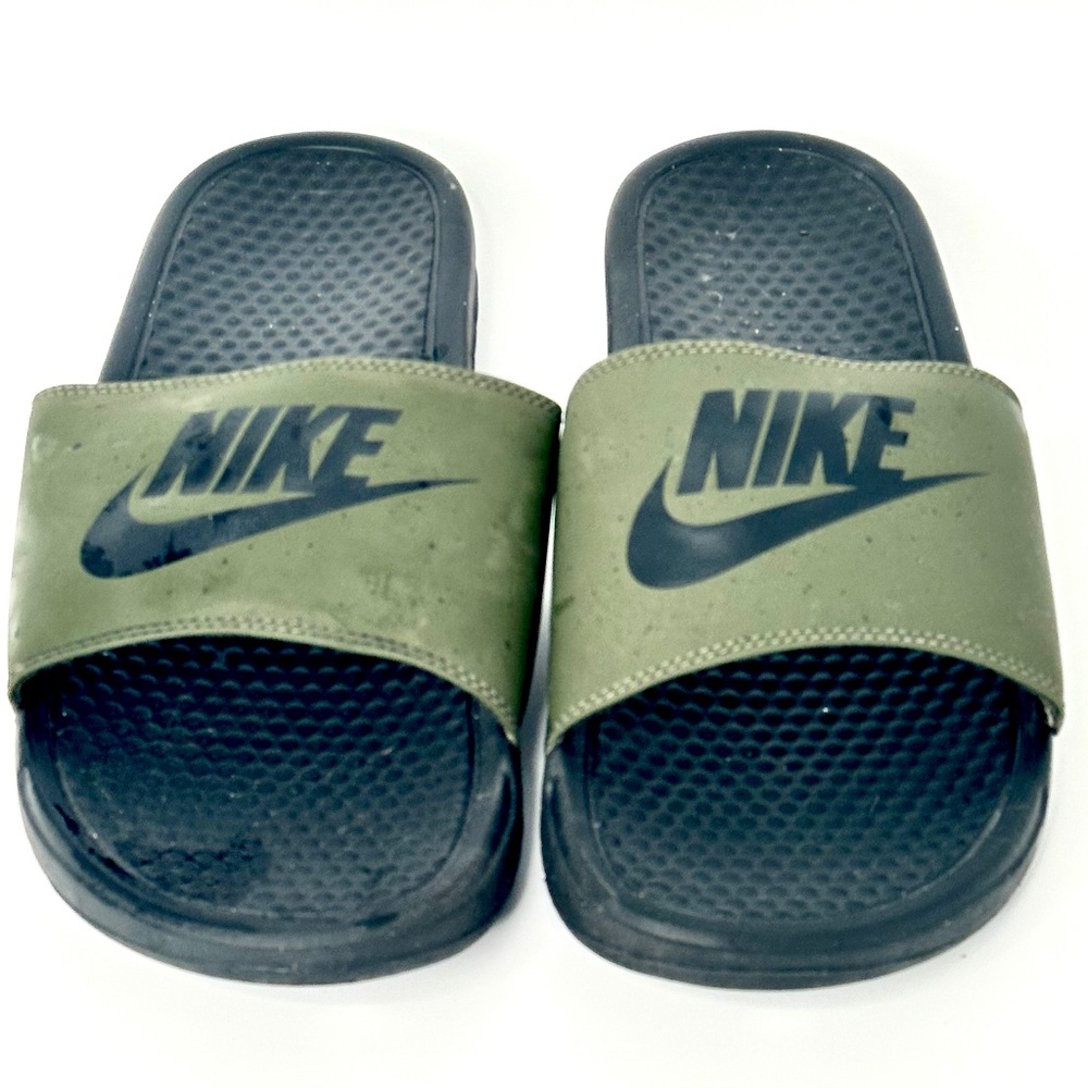 Men’s Nike Slides Size 12